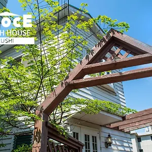 Guest house Gloce 逗子ビーチハウス L House, Zushi
